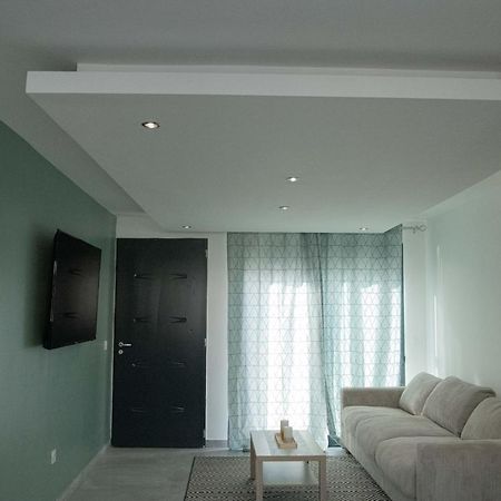 Studio Meuble Avec Terrasse Поррт-дьо-Бук Екстериор снимка